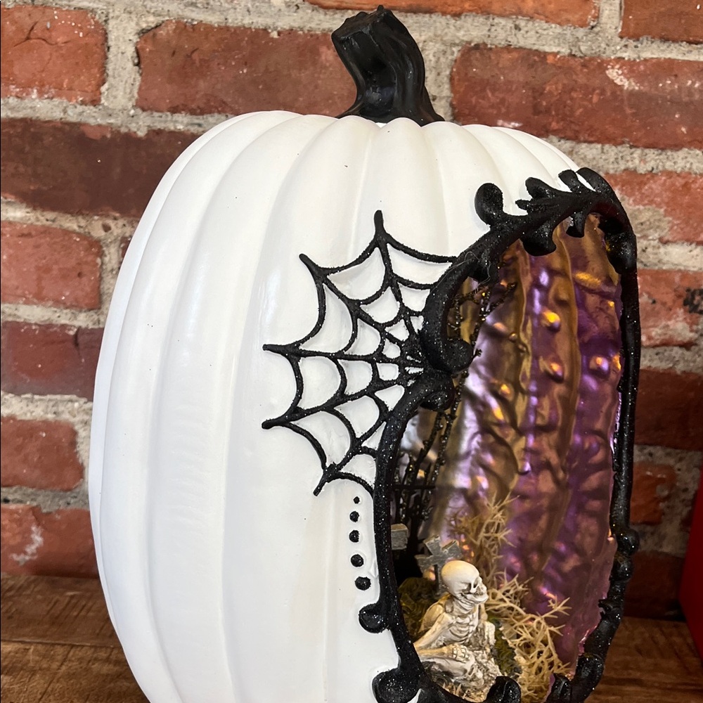 Halloween Light-Up Pumpkin Decoration - Picture 8 of 16